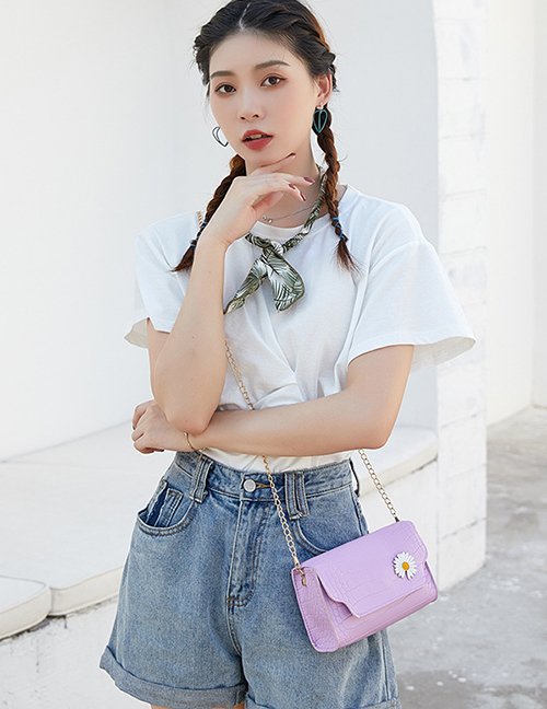 Bolso Bandolera Con Solapa Y Diseño De Cabeza De Pu