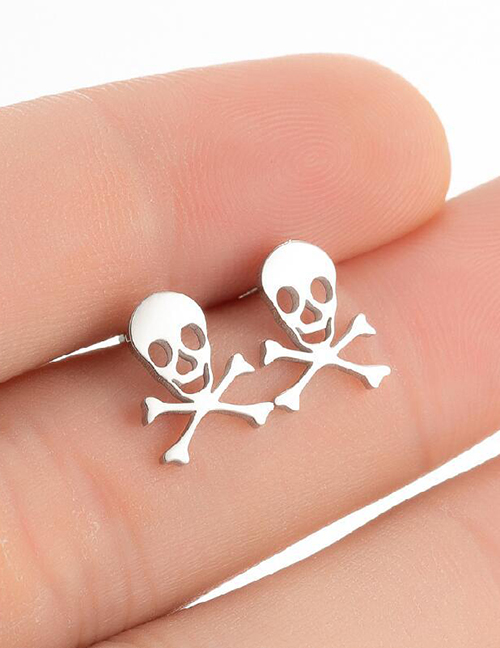 Fashion Steel Color Halloween Skull Earrings