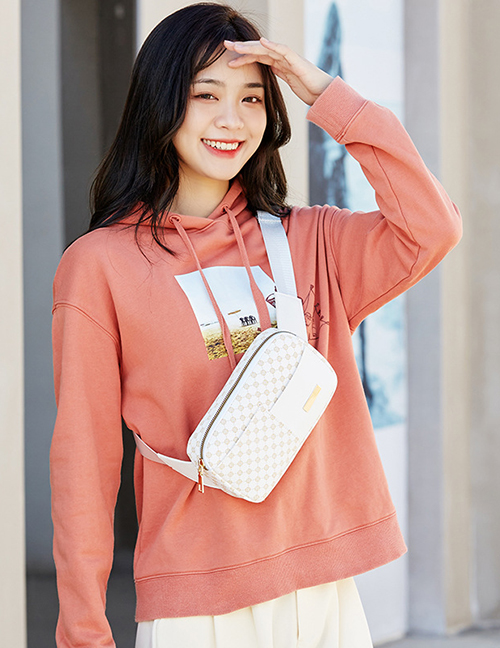 Fashion White Pu Printing Large Capacity Diagonal Chest Bag