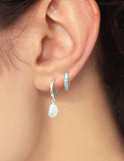 Fashion Gold Metal Shaped Pearl Hoop Earrings