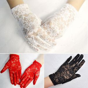 Guantes De Cinco Dedos Con Bordado De Encaje