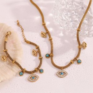 Pulsera De Ojo De Diamante De Acero Chapado En Oro