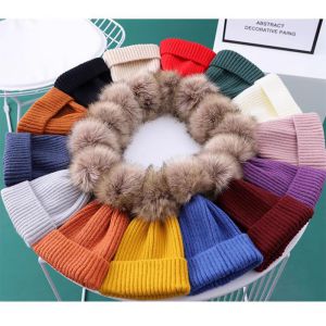 Gorro De Punto Acrílico Para Niños Con Bolas De Lana