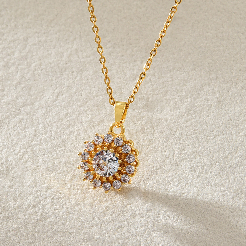 Fashion Gold Titanium Steel Inlaid Zirconium Round Pendant Necklace