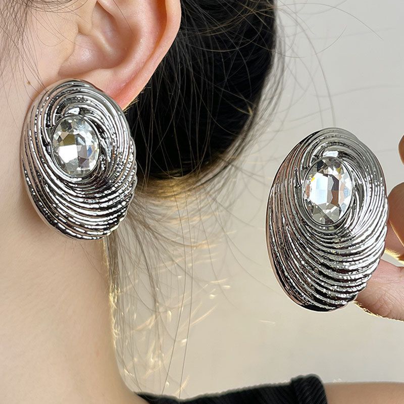 Fashion Silver Ear Clip Metal Diamond Oval Ear Clips