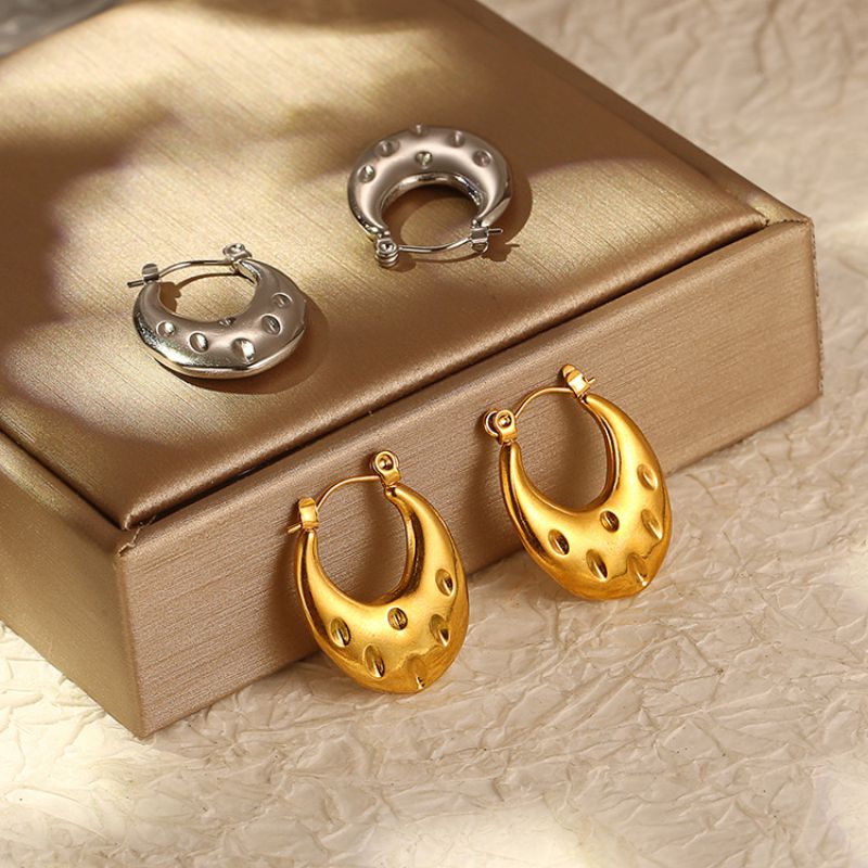 Fashion Silver Stainless Steel Oval Earrings