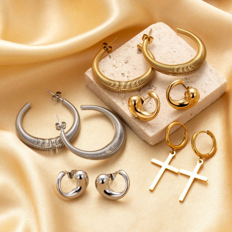 Fashion 5# Titanium Steel Smooth C-shaped Earrings