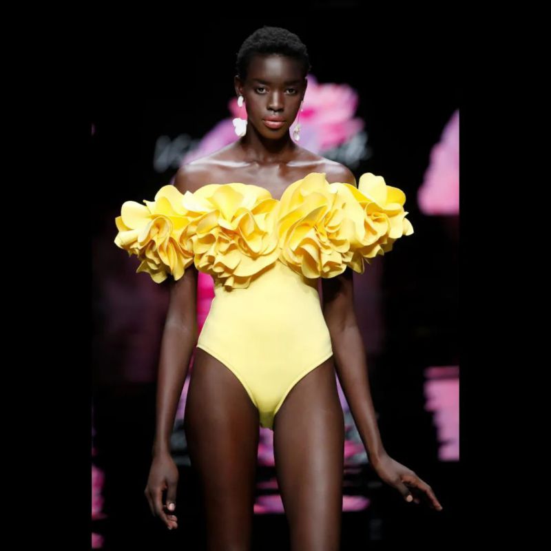 Fashion Swimsuit Polyester Floral Pleated Swimsuit