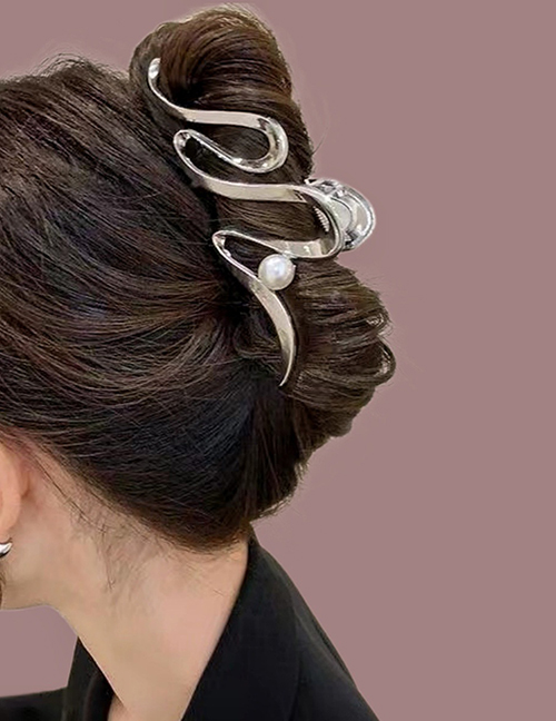Fashion Silver Metal Wave Grip