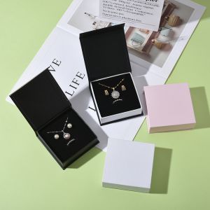Fashion Pink Flip-top Square Jewelry Storage Box