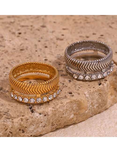 Fashion Gold Gold Plated Diamond Herringbone Ring In Titanium Steel