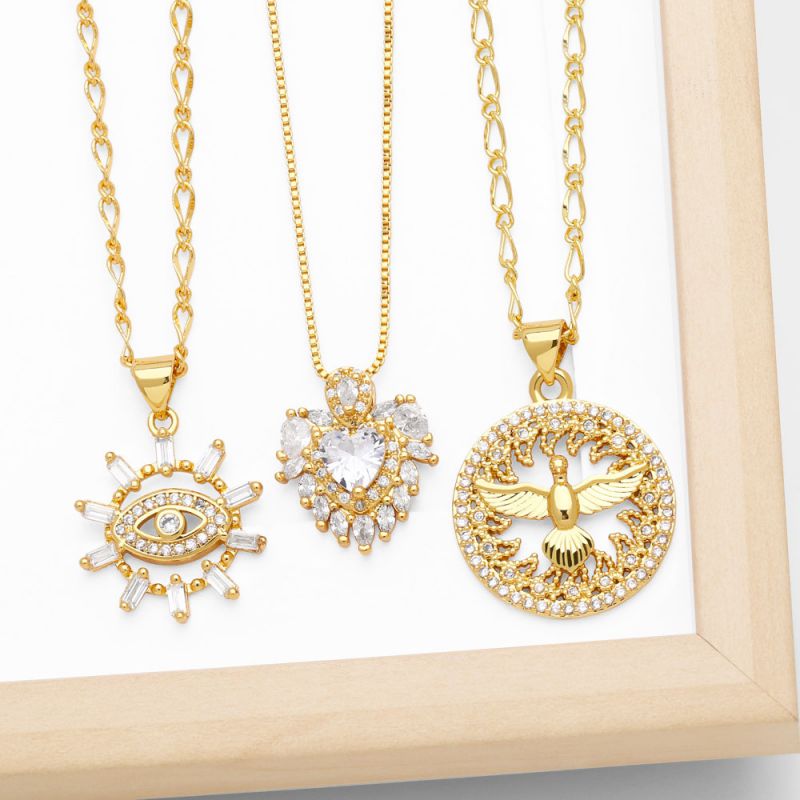 Fashion A Gold Plated Copper Eye Necklace With Diamonds