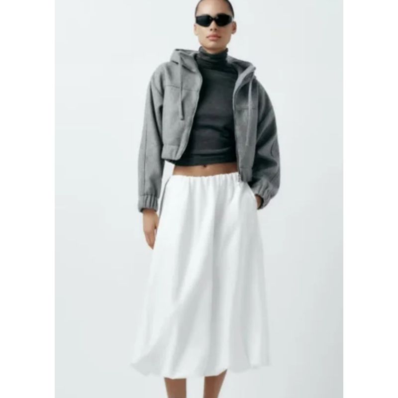 Sudadera Tejida Con Capucha Y Cremallera