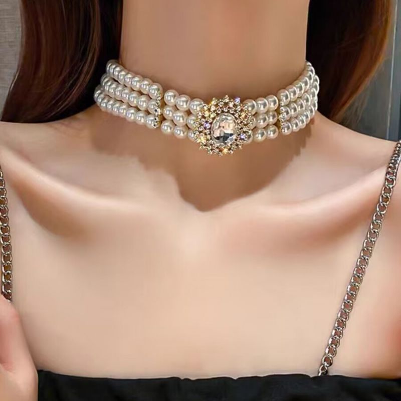 Collar De Diamantes De Imitación Ovalados Con Cuentas De Perlas Multicapa