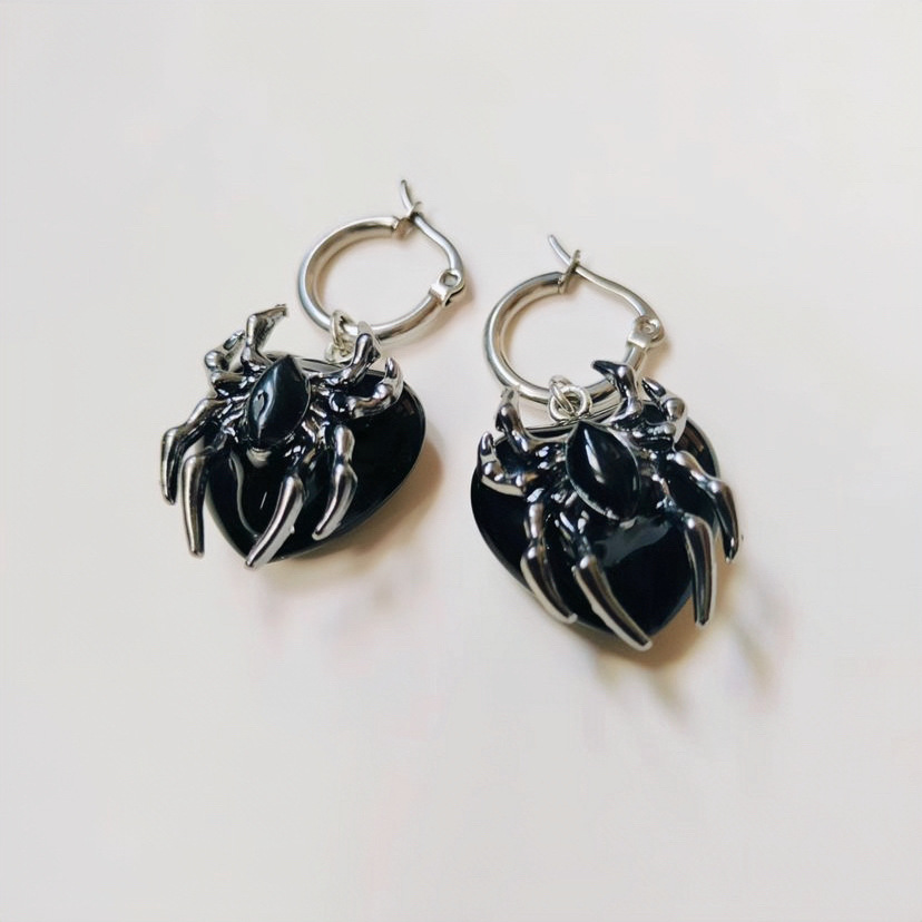 Fashion Skull Model Geometric Love Skull Earrings