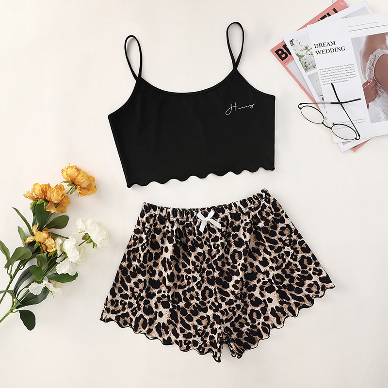 Fashion Black Letter Print Suspender Leopard Print Shorts Set