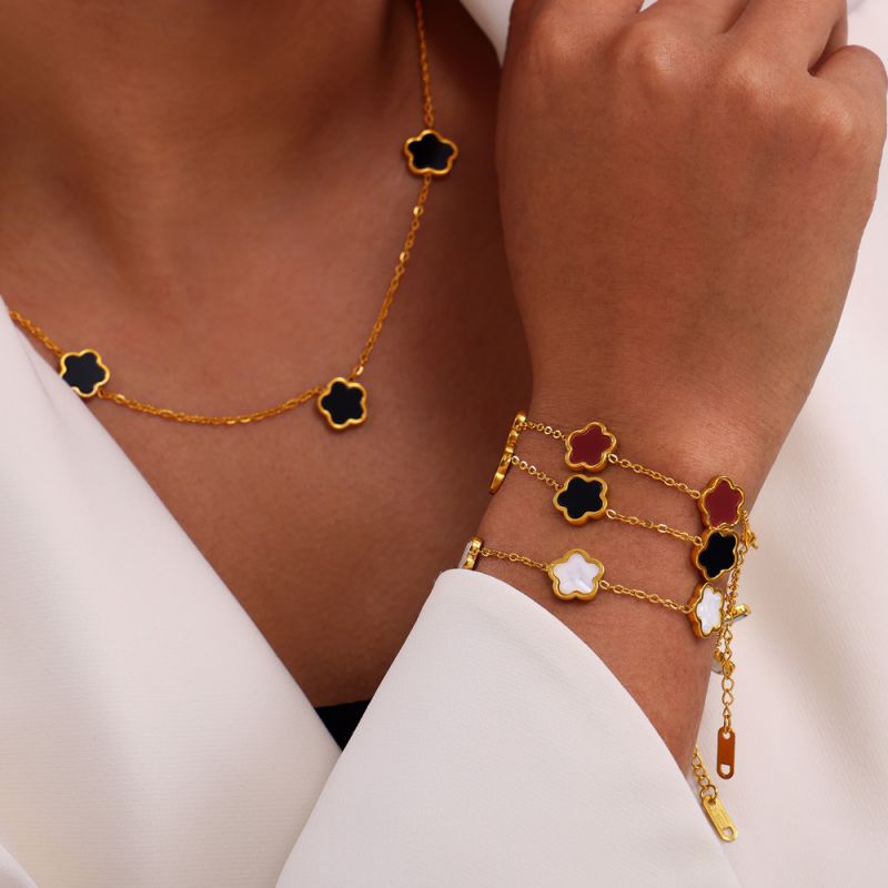Collar De Flores De Acero Titanio
