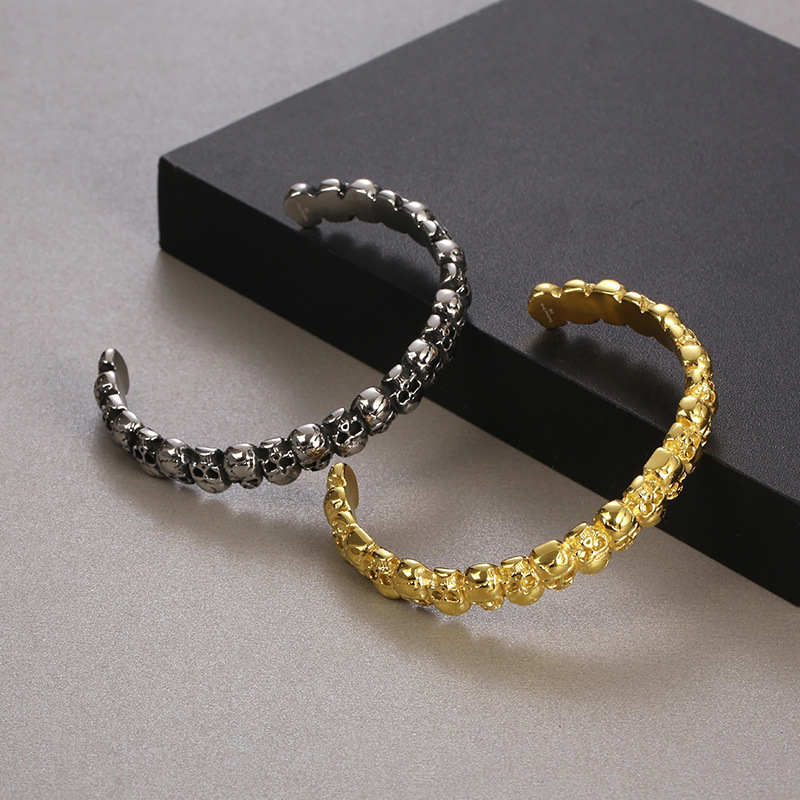 Fashion Gold Titanium Steel Skull Men's Bracelet