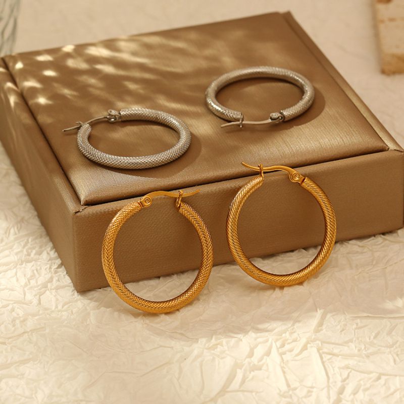 Fashion Gold Stainless Steel Round Pattern Earrings