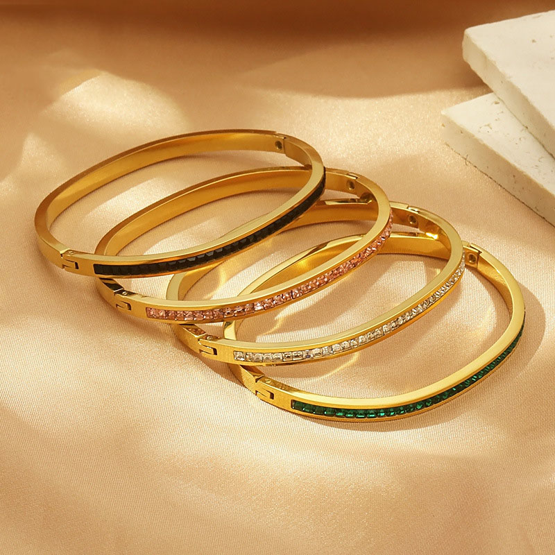 Fashion Green Titanium Steel Diamond Oval Open Bracelet