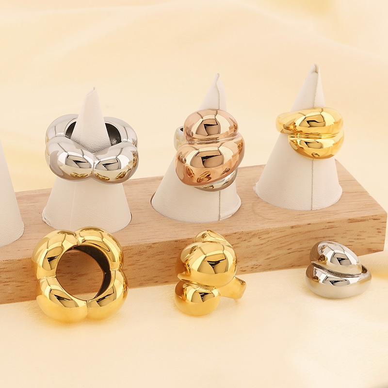 Fashion Gold Stainless Steel Glossy Geometric Ring