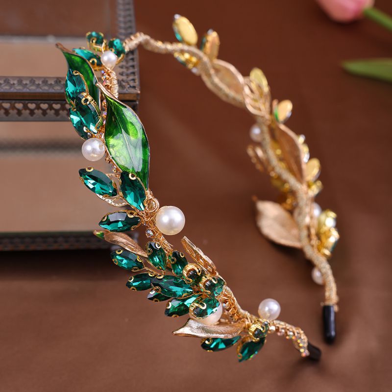 Diadema Trenzada Con Hojas De Perlas Y Adornos De Diamantes De Metal