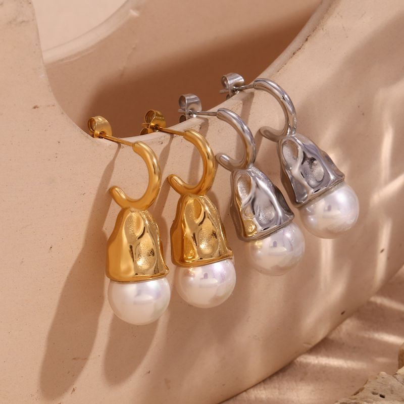 Pendientes De Aro De Acero Con Perlas Plisadas