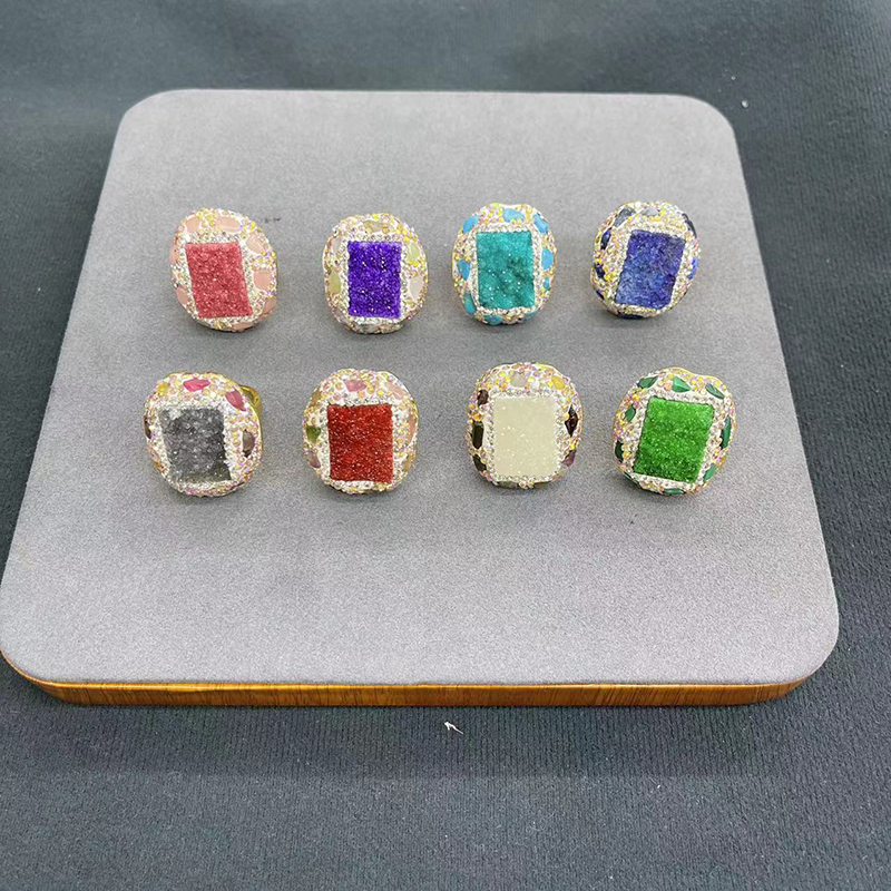 Anillo De Diente De Cristal De Ágata Cuadrada De Grava Con Incrustaciones De Cobre