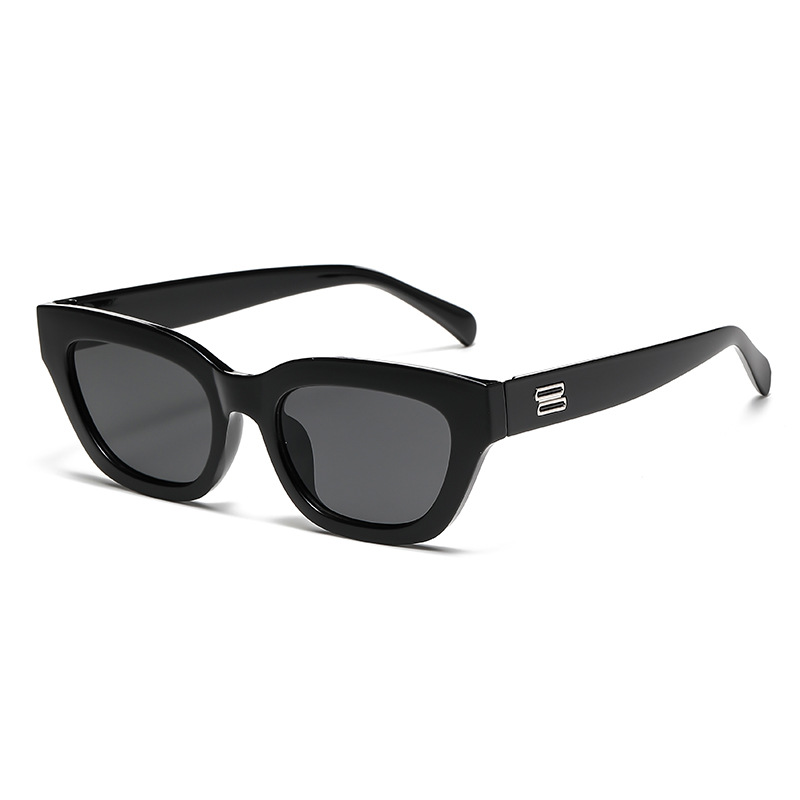 Fashion Black Gray Cat Eye Small Frame Sunglasses