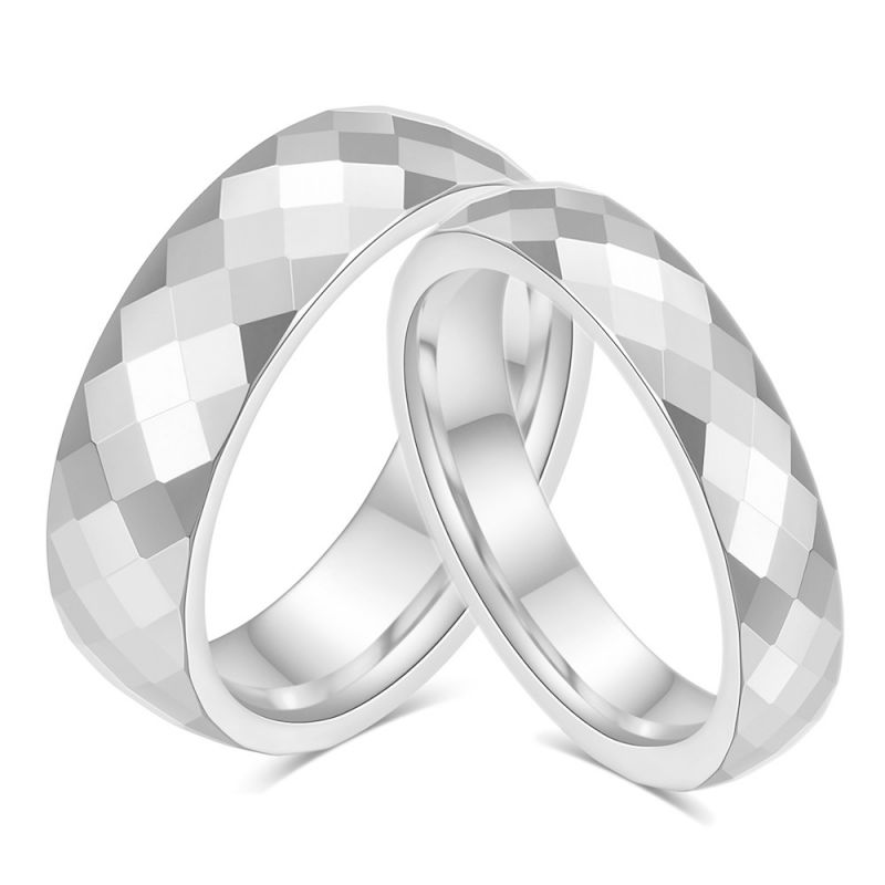 Anillo De Diamantes Poligonales Facetados