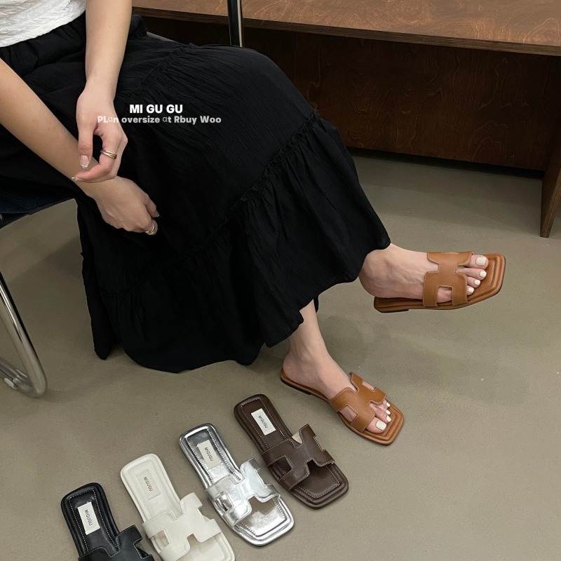 Fashion Black Open Toe Flat Slippers