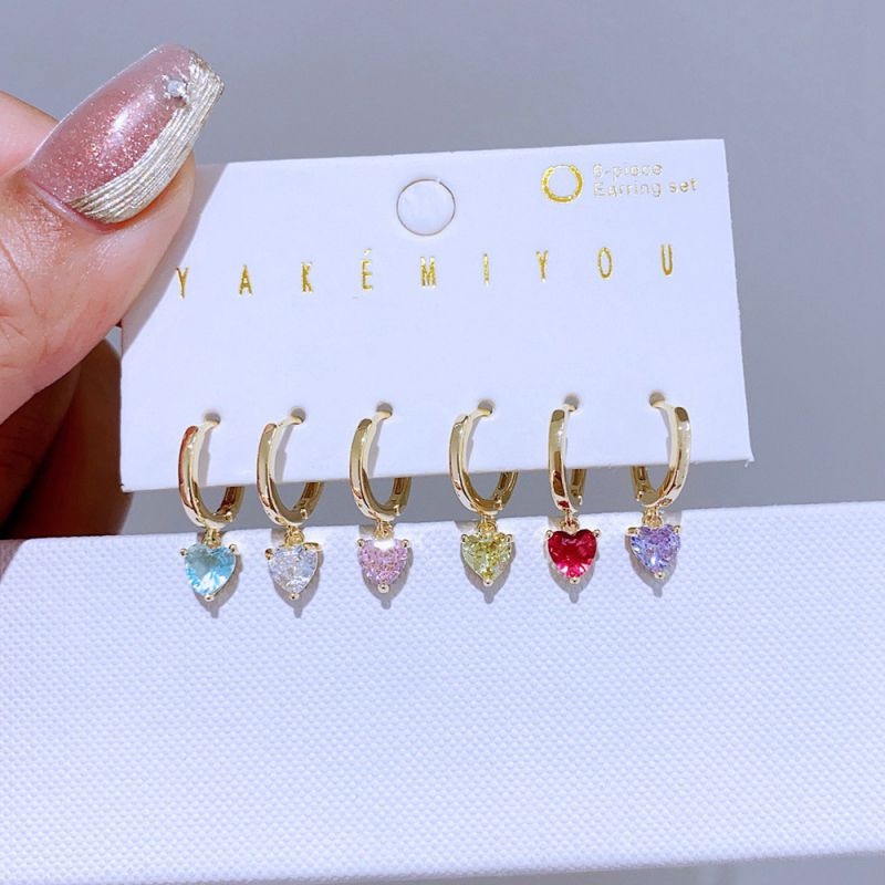 Conjunto De Aretes De Amor De Circonio Con Incrustaciones De Cobre