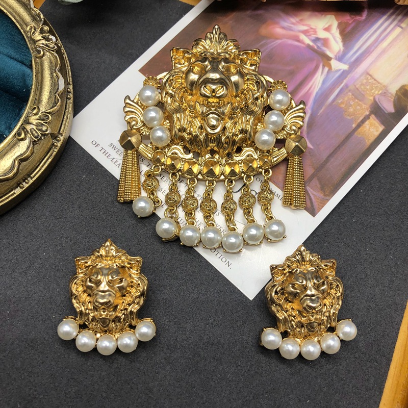 Broche De Perlas Con Colgante De Borla De León De Bronce Antiguo