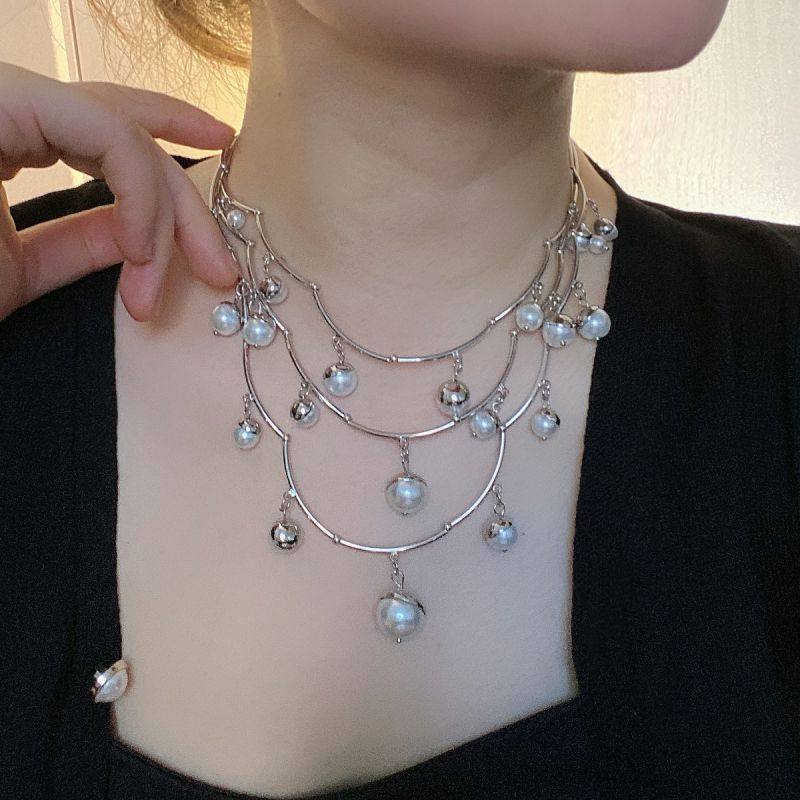 Collar Multicapa De Perlas Geométricas De Aleación