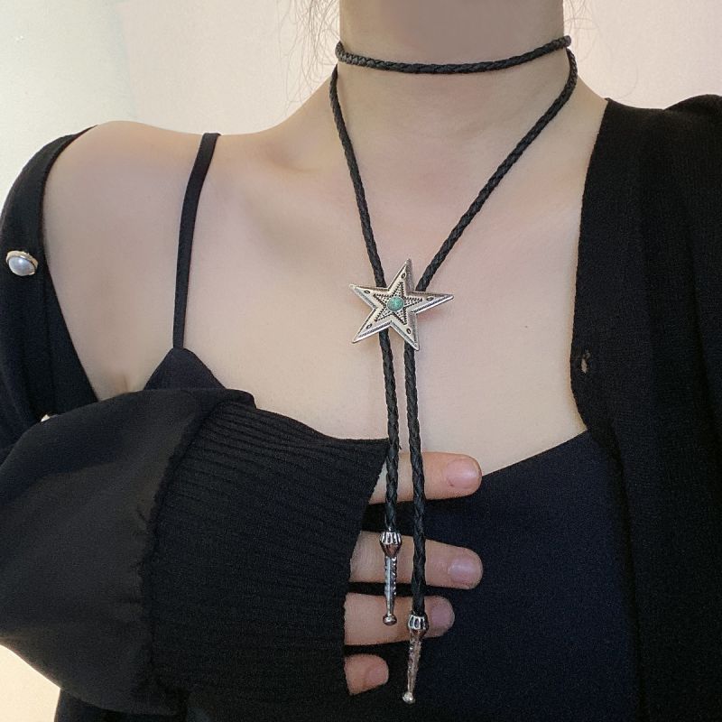 Collar De Cuero Con Pentagrama Geométrico De Aleación