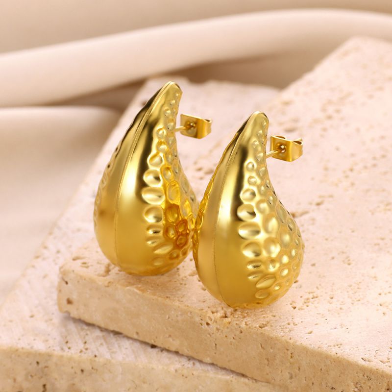 Fashion 1# Metal Hollow Oval Stud Earrings