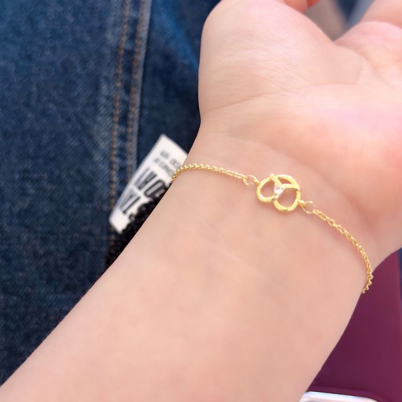 Fashion Silver Metal Hollow Love Bracelet