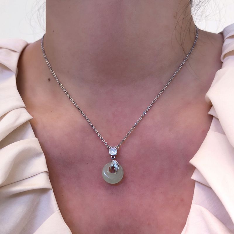 Fashion White Necklace Metal Diamond Safety Buckle Necklace