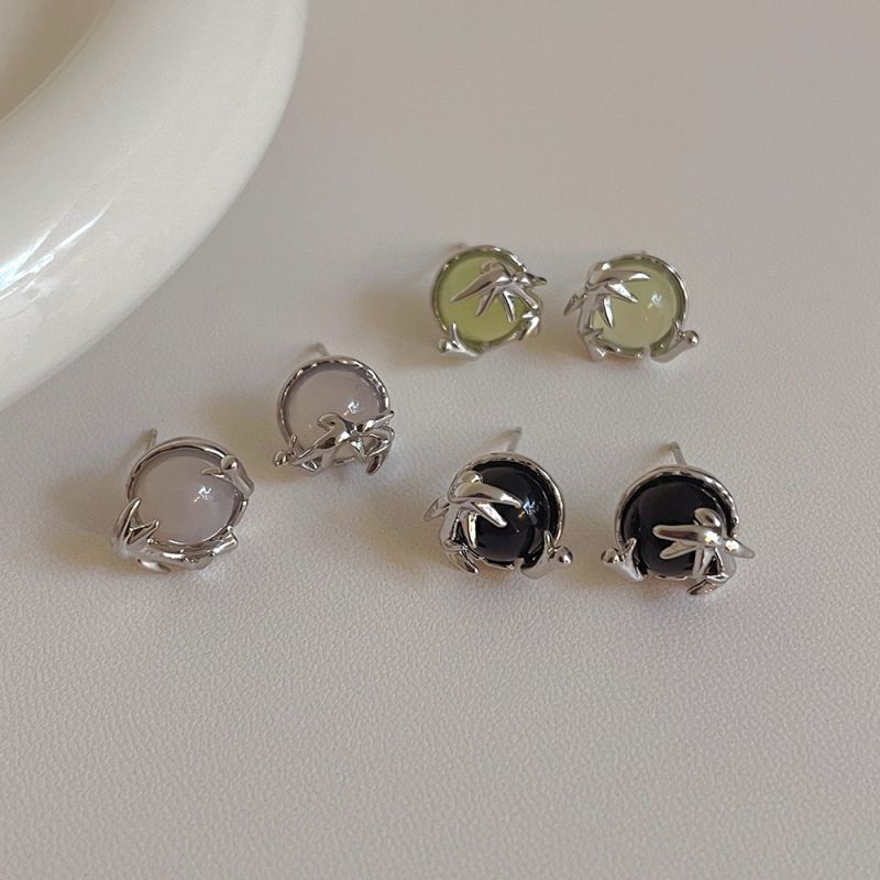 Fashion Black Copper Geometric Round Stud Earrings