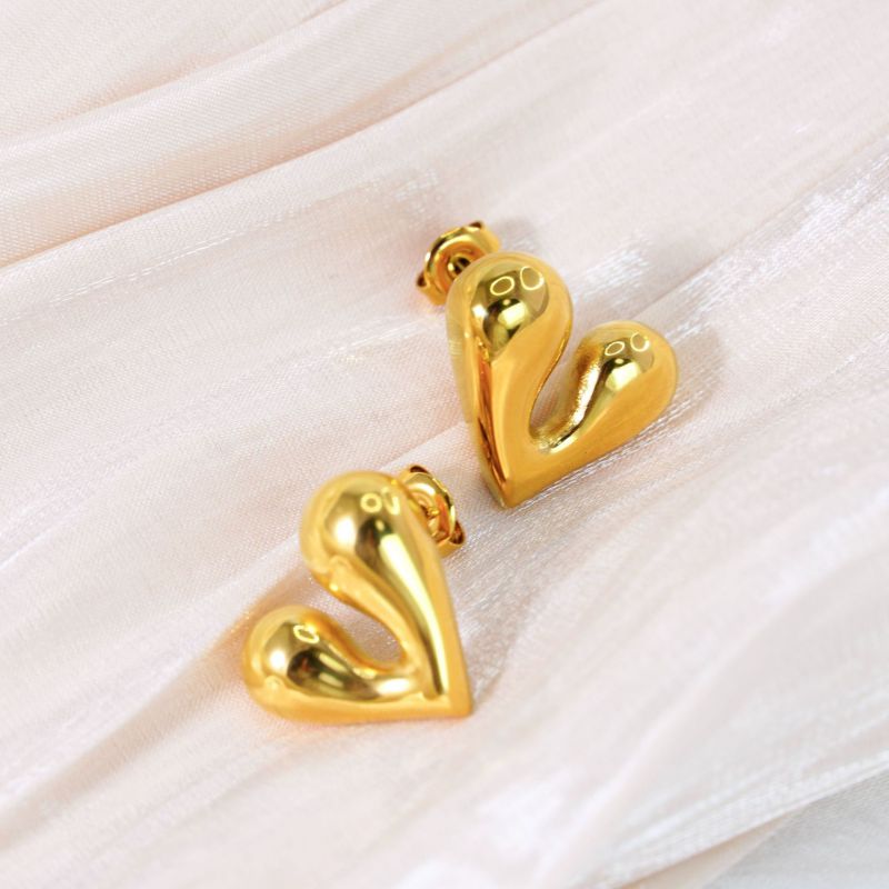 Fashion Love Stainless Steel Love Earrings