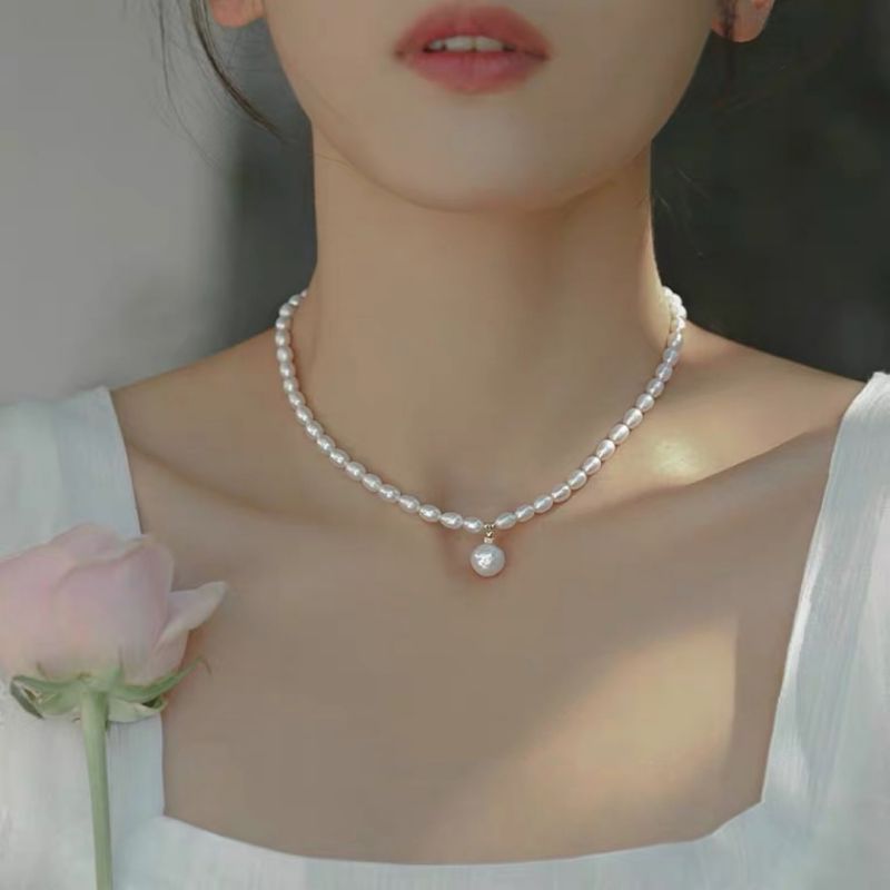 Collar Con Cuentas De Perlas
