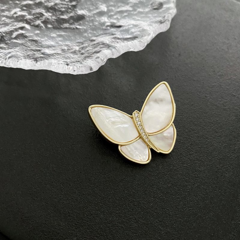 Broche Mariposa De Cobre Y Diamantes