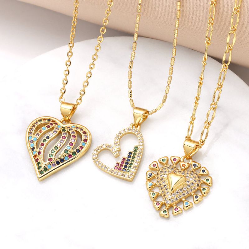 Fashion A Copper Plated Gold Heart Necklace With Diamonds