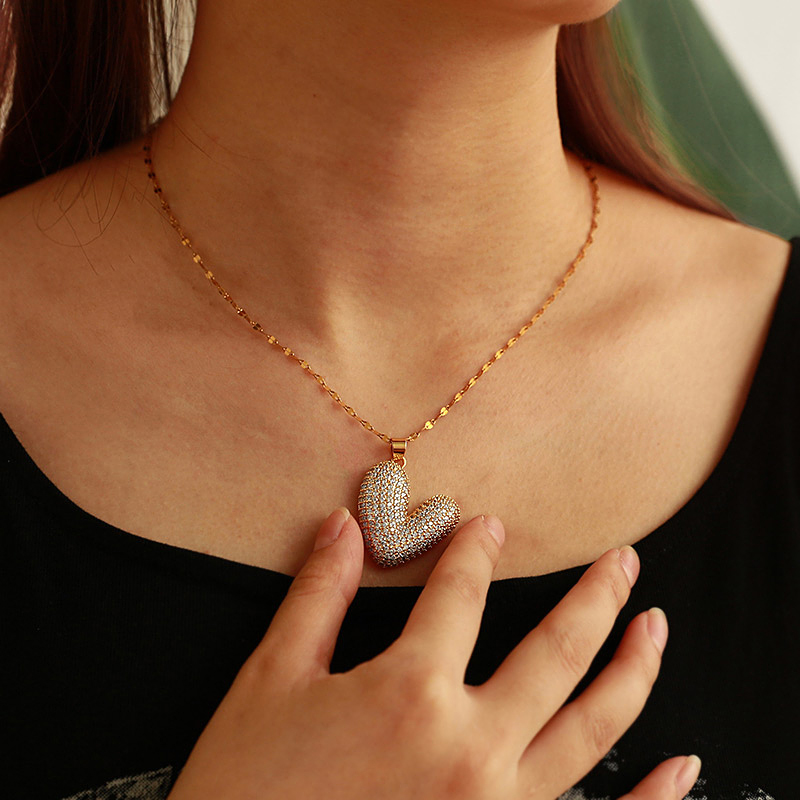 Collar Con Colgante De Corazón De Circonio Y Acero De Titanio Con Incrustaciones