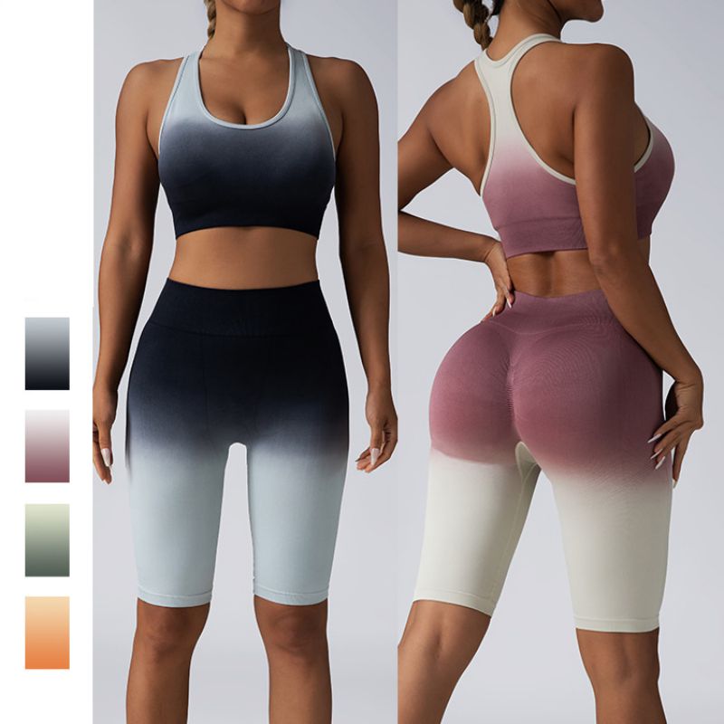 Traje De Yoga Con Pantalones Cortos Y Chaleco Degradado De Nailon