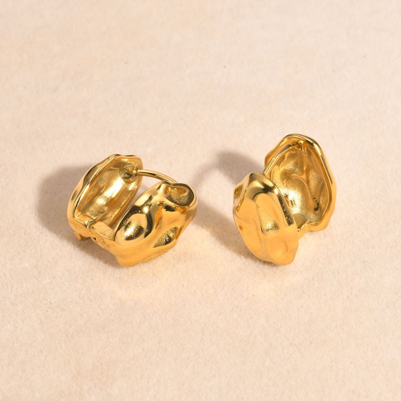 Fashion Gold Stainless Steel Hammered Earrings