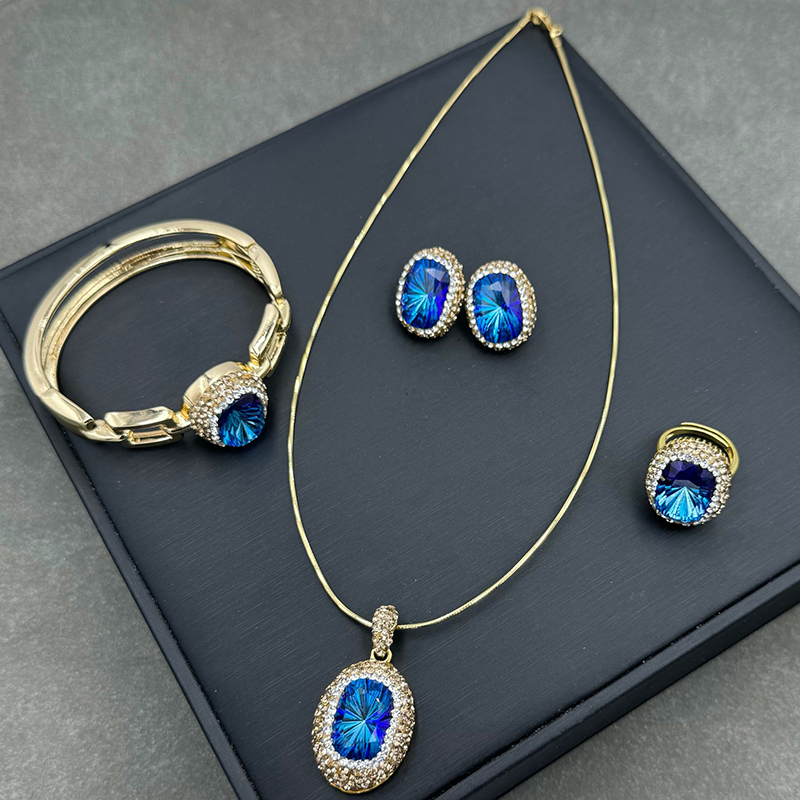 Conjunto De Anillo Pendientes Y Collar De Cristal Ovalado Geométrico