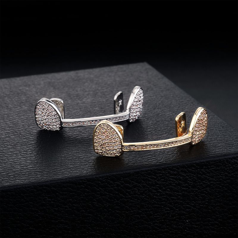 Tirantes Geométricos De Diamantes De Cobre.