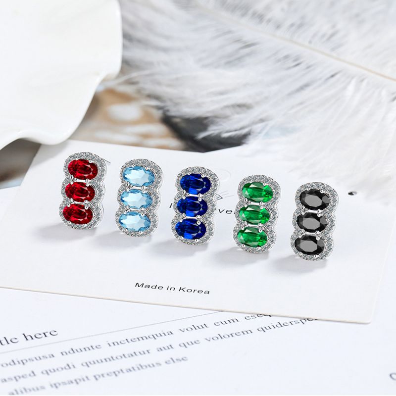 Pendientes Ovalados Geométricos Con Diamantes
