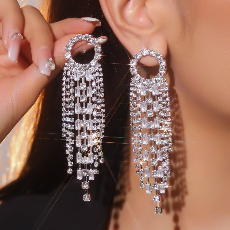 Pendientes Con Borlas De Diamantes Geométricos
